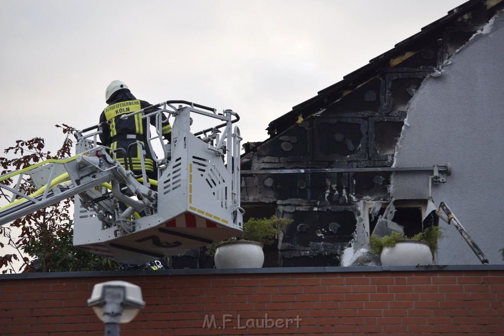 Feuer 2 Y Koeln Suerth Elisabeth Selbertstr P164.JPG - Miklos Laubert